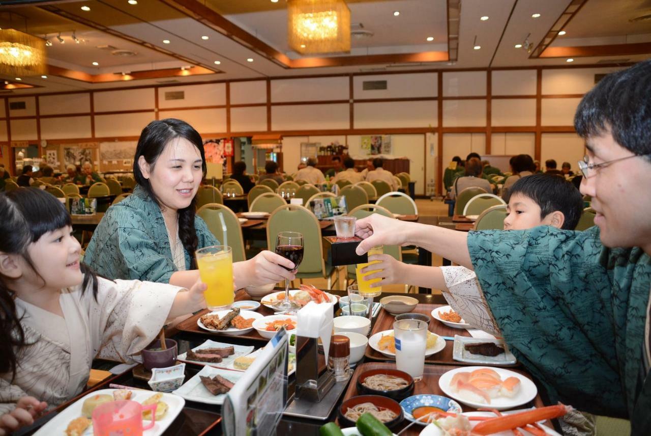 Kurobe Kanko Hotel Омати Экстерьер фото
